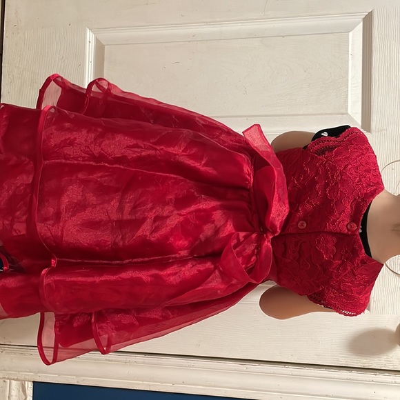 Size 4 red dress - Picture 2 of 3